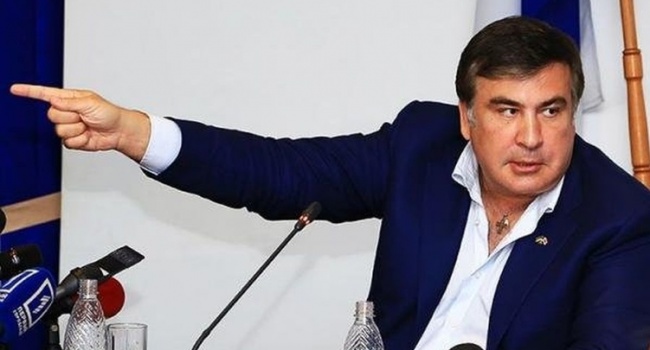 Порошенко объединил свои усилия с Путиным, - Саакашвили