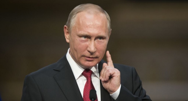 Путин хочет провернуть с Украиной брежневский сценарий, - российский журналист
