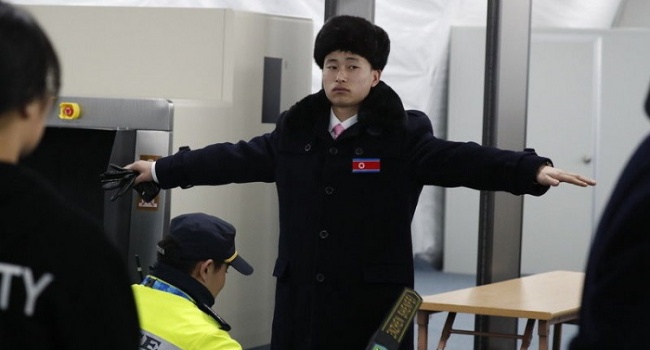 В соцсетях обсуждают форму спортсменов КНДР на ОИ в Пхенчхане: «Брежнев отдыхает»