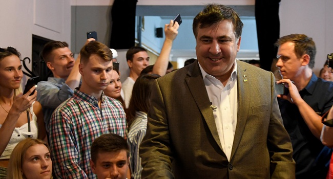 Политическая жизнь Саакашвили сегодня закончилась, – блогер