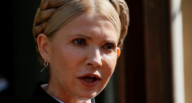 Внезапно: Тимошенко срочно покинула территорию Украины