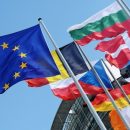 Евросоюз приступает к переговорам с Македонией и Албанией