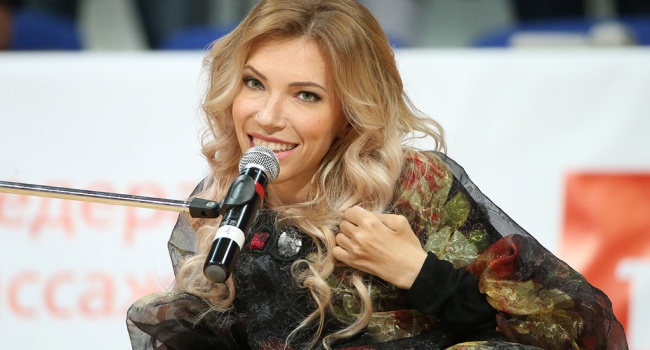 «Она не более, чем марионетка»: Самойловой предрекли полное фиаско на «Евровидении – 2018»