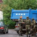 ЧП в Мукачево: во время движения колонны военной техники произошло ДТП, военные госпитализированы