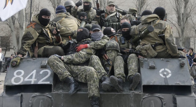 Блогер: предел мечтаний боевиков в ОРДЛО – выторговать у Украины амнистию либо чудом получить право на бегство в РФ