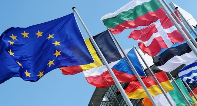 Большинство украинцев положительно относятся к ЕС, - опрос