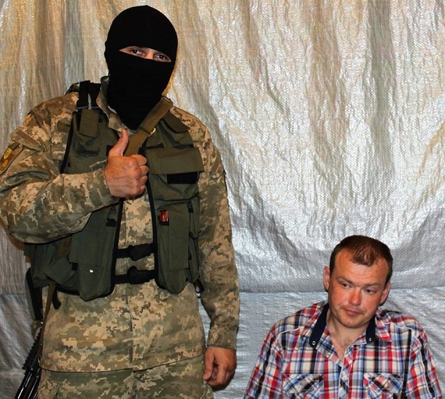 Разведчики задержали экс-офицера ВСУ, предавшего Украину и воевавшего в рядах террористов ОРДЛО