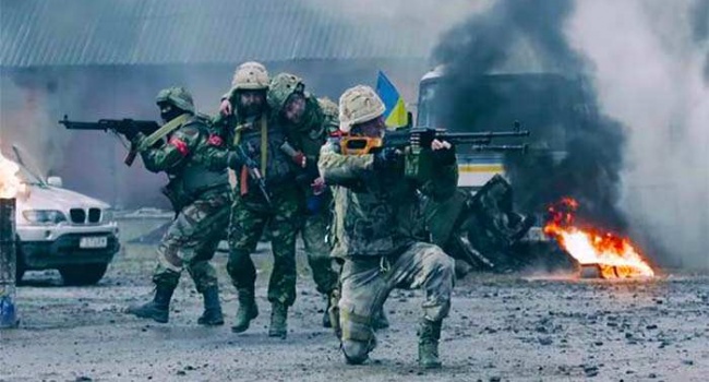 Донбасс погрузился в кровавые бои: боевики обстреляли позиции ВСУ из тяжелого вооружения, есть потери