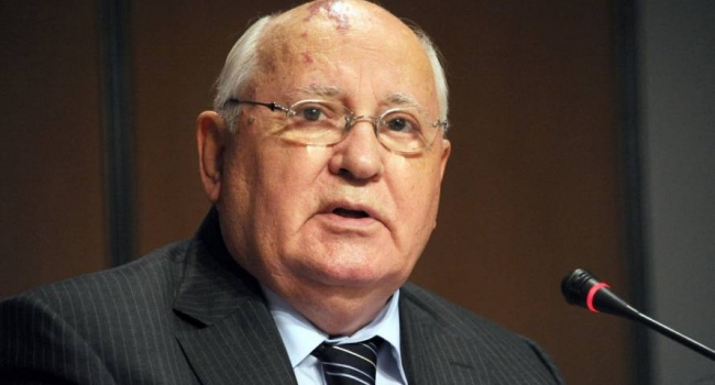 Горбачёв: новая гонка вооружений может закончиться ядерной войной
