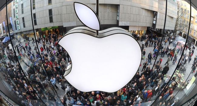 Apple обязуют оплатить миллиардный штраф