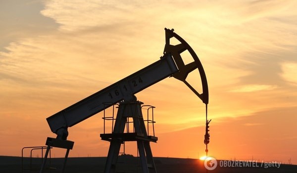 «7 лет до критической точки»: России напророчили катастрофу с нефтью