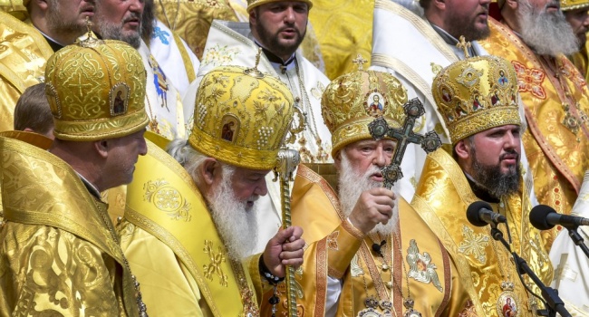 Без жертвенности лидеров украинского православия Филарета и Макария сегодняшнего события не было бы, – политтехнолог