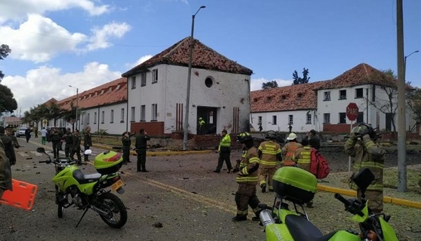 В Колумбии в результате взрыва погибли восемь полицейских