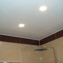 Натяжные потолки в ванной комнате: основные преимущества