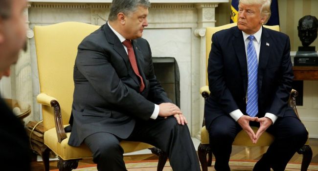 Аналитик: Порошенко удалось добиться продления санкций США против России, которые действуют еще с 2014 года