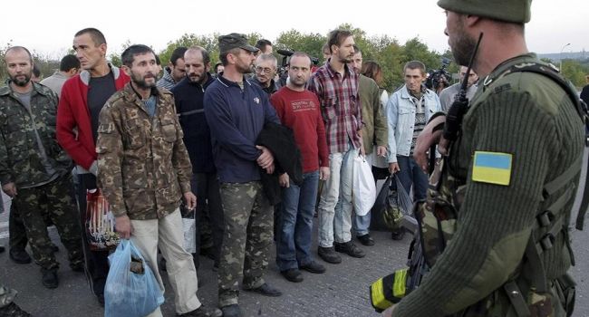 Медведчук договорился освободить из плена водителя грузовика, на котором 7 бойцов ВСУ попали в плен к террористам
