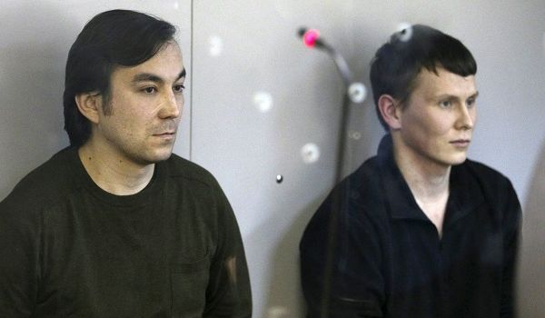 Недолго протянули: журналист сообщил любопытные подробности о россиянах, обменянных на Савченко