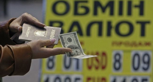 «Доллара по 8» точно не будет, но гривна действительно может серьезно укрепиться - Вышлинский