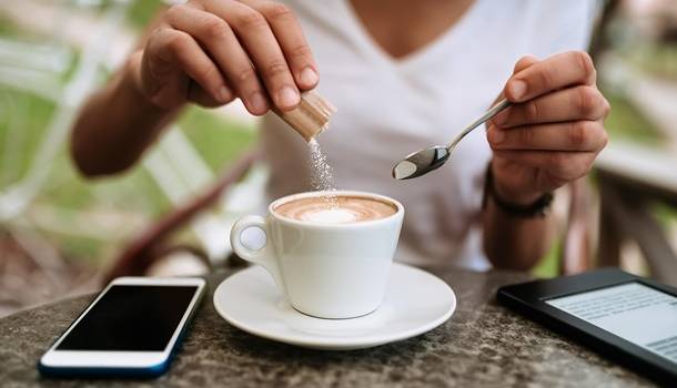 Диетологи рассказали, как кофе помогает в преодолении ожирения