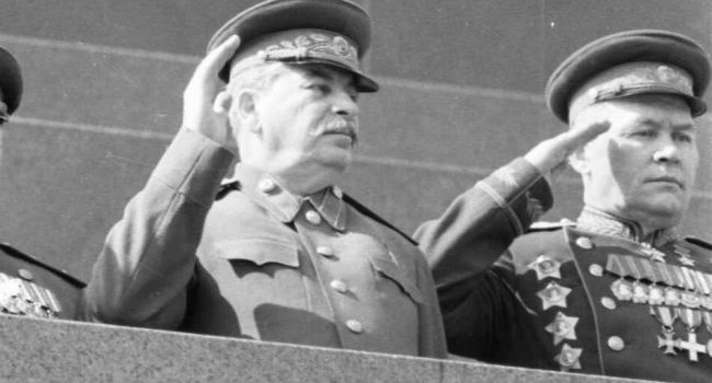 «Узнал о самоубийстве Гитлера»: в России рассекретили важные документы о Сталине