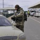 «Люди не могут пересечь границу»: Войска РФ уже пятый день подряд блокируют КПВВ «Марьинка»