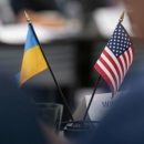 Украина получила от США помощь для борьбы с COVID-19 на $18,3 млрд.