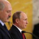 «Слезно кинулся звонить: Вова, спасай!»: в Беларуси рассказали, как Путин помог Лукашенко