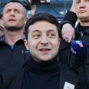 Избирателей Зеленского предупреждали еще перед выборами, когда их кумир ездил на машине Коломойского с охраной Коломойского, – блогер
