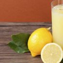 «Боится кислотности»: доктор из Израиля рассказал об эффективности лимонного сока при коронавирусе