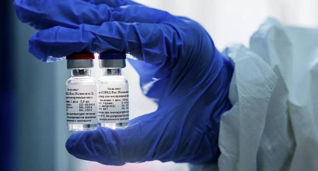 Россия начала поставки вакцины против коронавируса в Венгрию