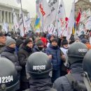 Телеведущая: избивают людей те же самые менты, что и на Майдане 2013-го