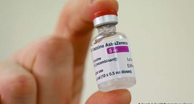 ЕС окажет давление на AstraZeneca из-за задержек с поставками вакцин