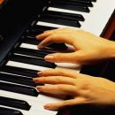 Уроки игры на фортепиано от Rockschool